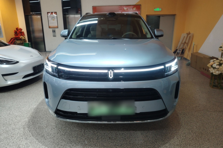 鸿蒙智行 问界M7 2024款 1.5T 智驾四驱Max版 5座车身外观2