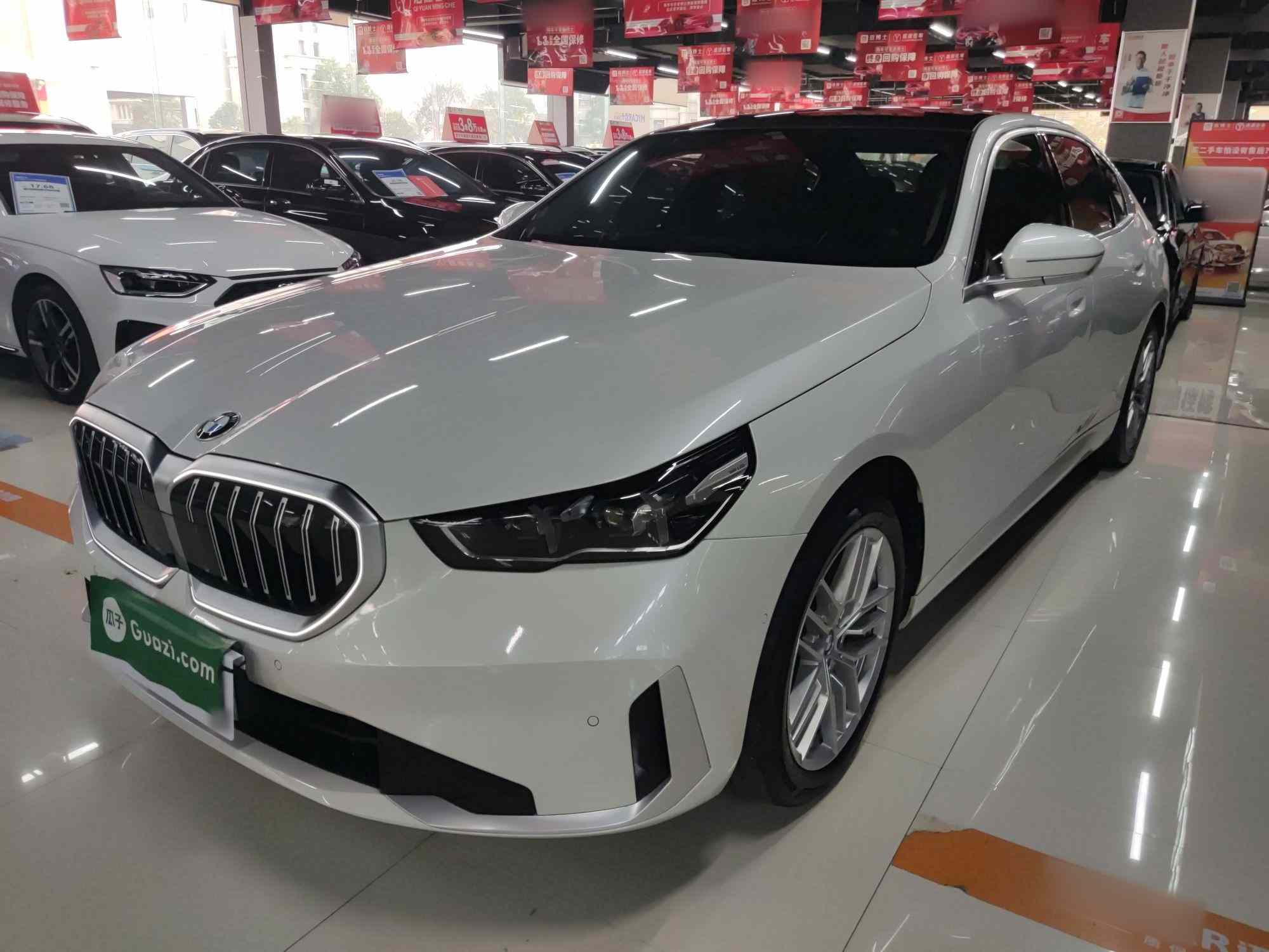 宝马5系 2024款 525Li 豪华套装(2)