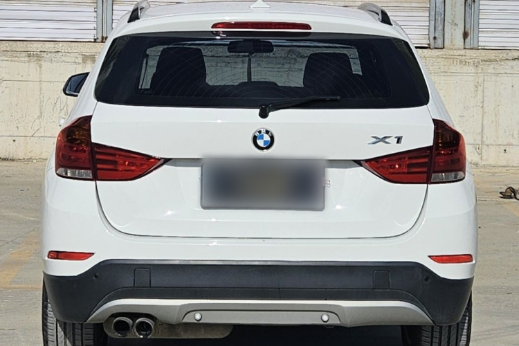 宝马X1 2014款 sDrive18i 领先型车身外观6004