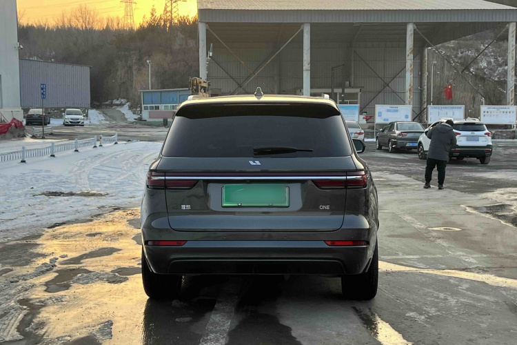 理想汽车 理想ONE 2021款 增程6座版车身外观6003