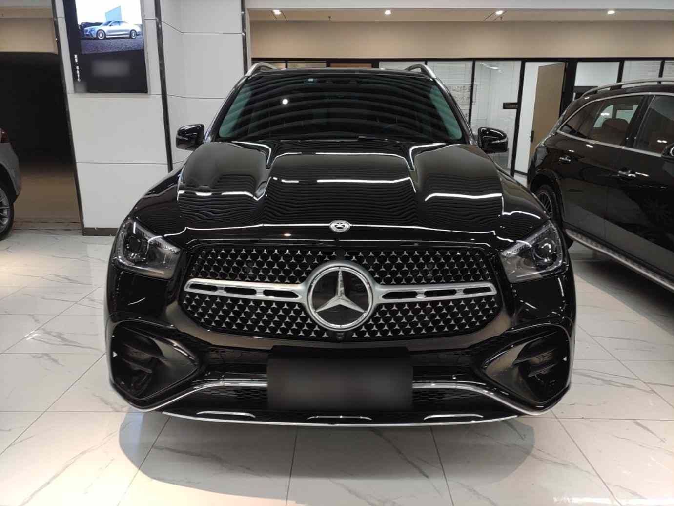 奔驰GLE 2024款 改款 GLE 350 4MATIC 时尚型(1)