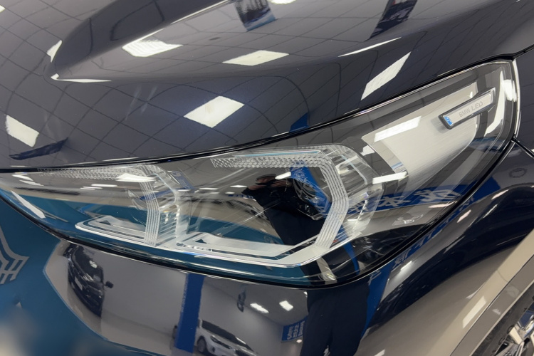 宝马iX1 2025款 eDrive25L M运动套装车身外观6006