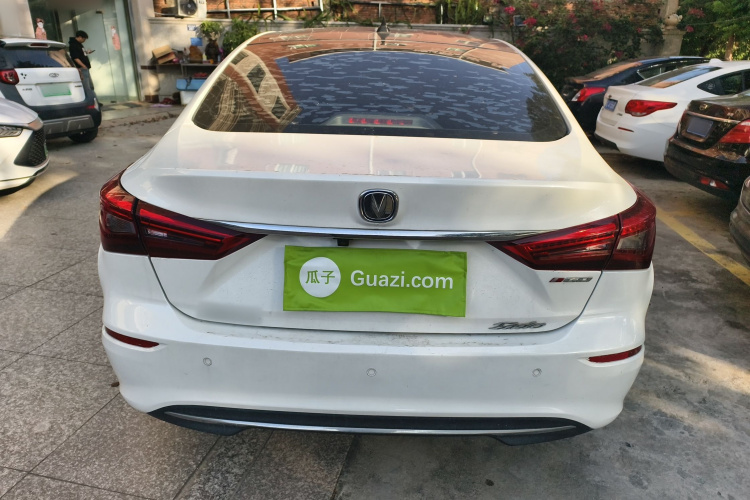 长安 逸动 2019款 高能版 1.6L GDI 手动先锋型 国VI车身外观6004