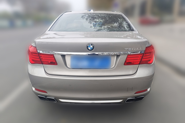 宝马7系 2010款 760Li车身外观6