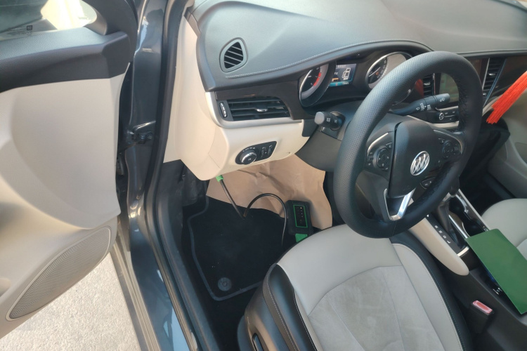 别克 威朗 2017款 三厢 15S 自动领先型中控内饰20