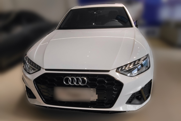 奥迪A4L 2024款 40 TFSI 豪华动感型车身外观2