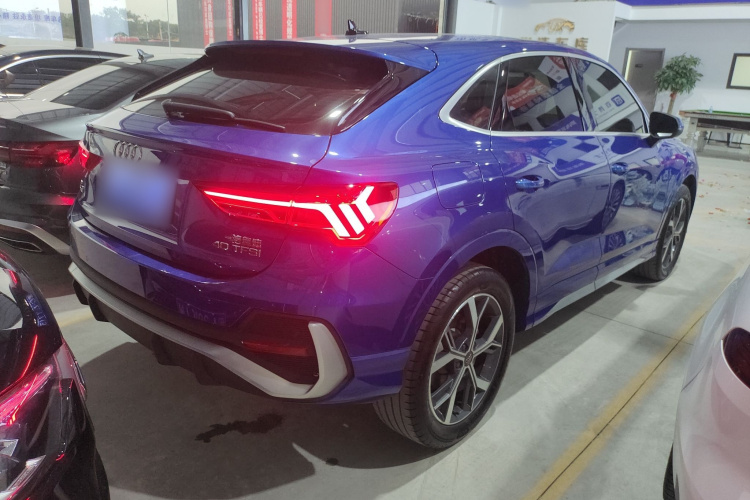 奥迪Q3 Sportback 2020款 40 TFSI 时尚型车身外观6005