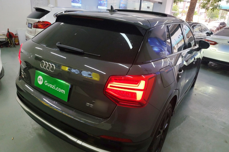 奥迪Q2L 2020款 35 TFSI 进取动感型车身外观7