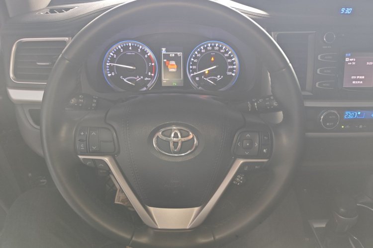 丰田 汉兰达 2018款 2.0T 四驱豪华版 7座 国VI中控内饰13