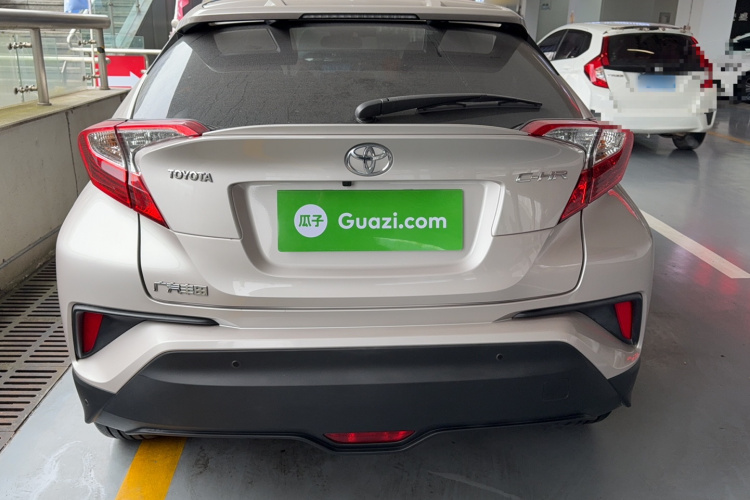 丰田C-HR 2020款 2.0L 领先版车身外观6004