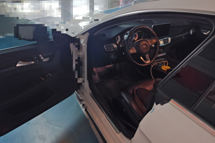 奔驰CLS 2015款 CLS 320中控内饰20