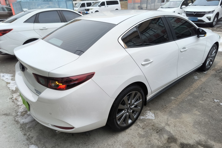 马自达3 昂克赛拉 2021款 2.0L 自动质炫版车身外观7