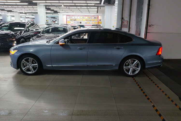 沃尔沃S90 2019款 T5 智逸版车身外观6003