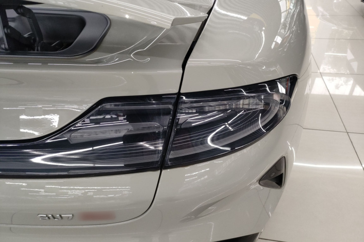 小米汽车 小米SU7 2024款 四驱Max创始版车身外观6006