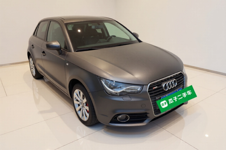 奥迪A1 2014款 30 TFSI Sportback舒适型车身外观3