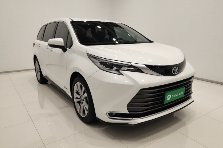 丰田 赛那SIENNA 2021款 2.5L混动 尊贵版车身外观3