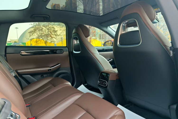 零跑汽车 零跑C01 2023款 525舒享版中控内饰7002