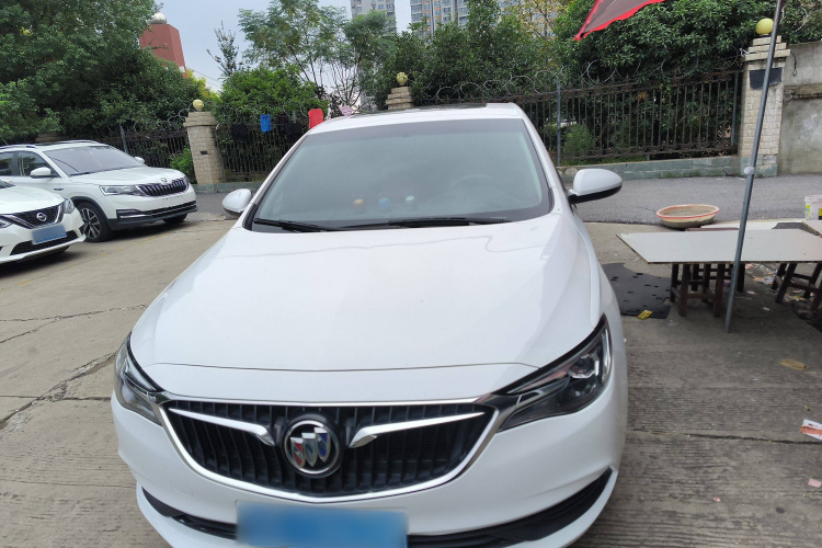 别克 英朗 2021款 改款 典范 1.5L 自动精英型车身外观6001