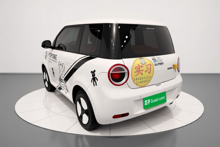 长安启源 长安Lumin 2022款 210km 香甜款车身外观5