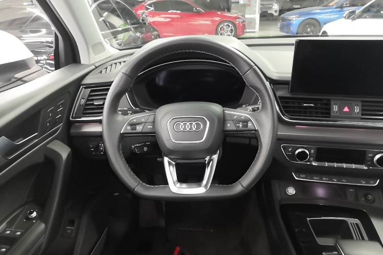 奥迪Q5L 2021款 45 TFSI 豪华动感型中控内饰13