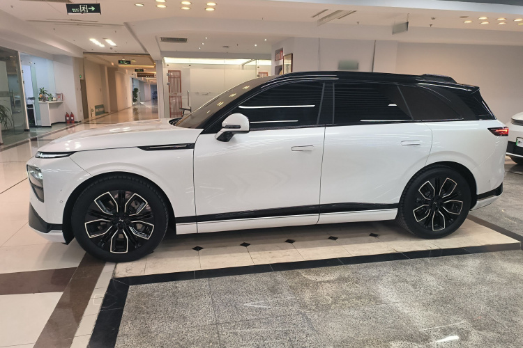 小鹏G9 2025款 625 长续航 Max车身外观6003