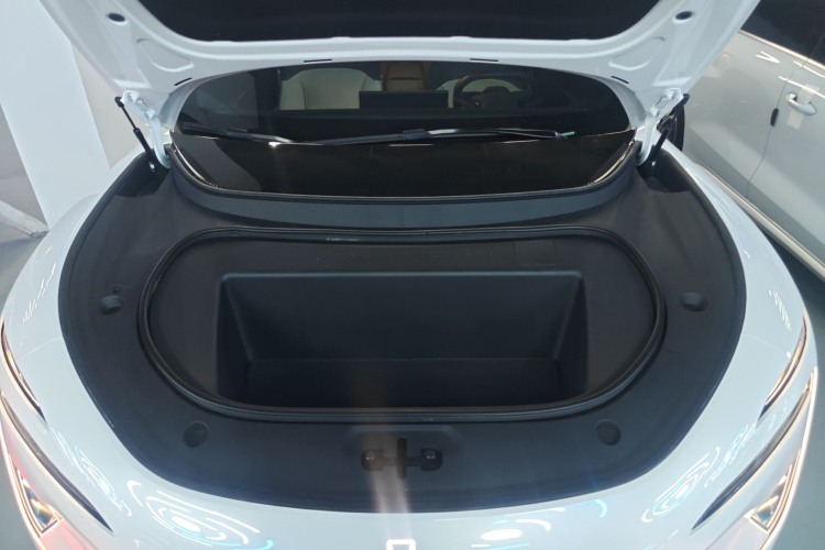 阿维塔12 2025款 Max纯电版机舱底盘24