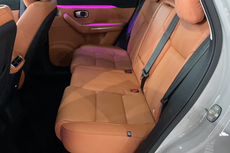 零跑汽车 零跑C10 2024款 210智享版中控内饰7001