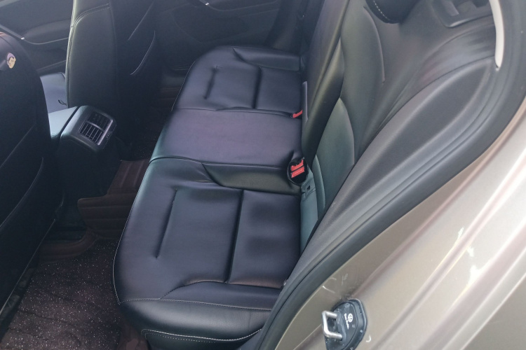 大众 高尔夫 2015款 1.6L 自动舒适型中控内饰21