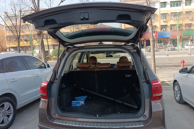 哈弗H6 2014款 运动版 1.5T 手动两驱精英型机舱底盘23