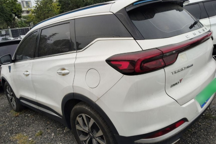 奇瑞 瑞虎7 PLUS 2021款 鲲鹏版 1.6TGDI DCT尊贵型+车身外观4