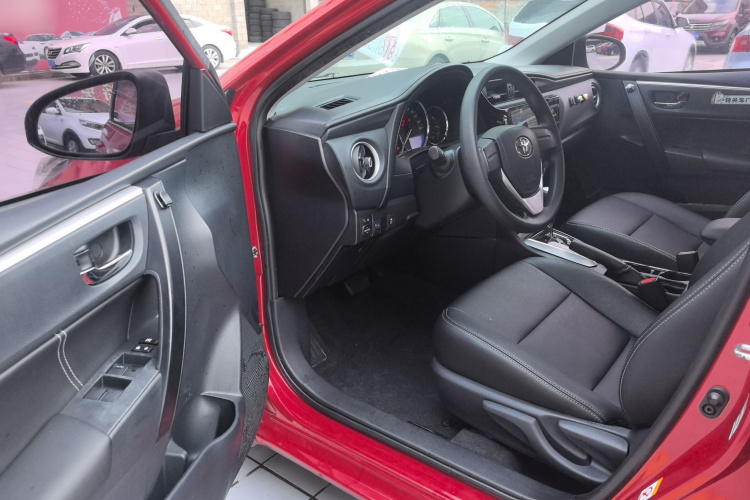 丰田 卡罗拉 2017款 改款 1.2T S-CVT GL中控内饰20