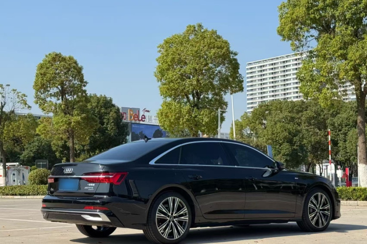 奥迪A6L 2023款 改款 45 TFSI 臻选动感型车身外观6003