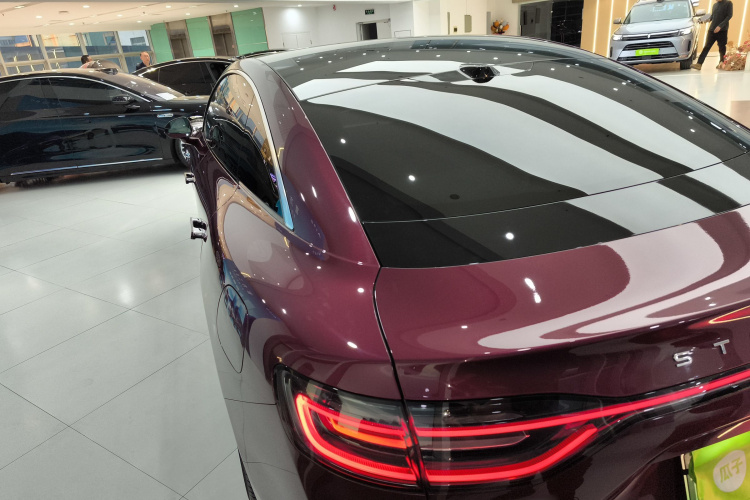 鸿蒙智行 享界S9 2024款 纯电 Ultra 四驱旗舰版车身外观4