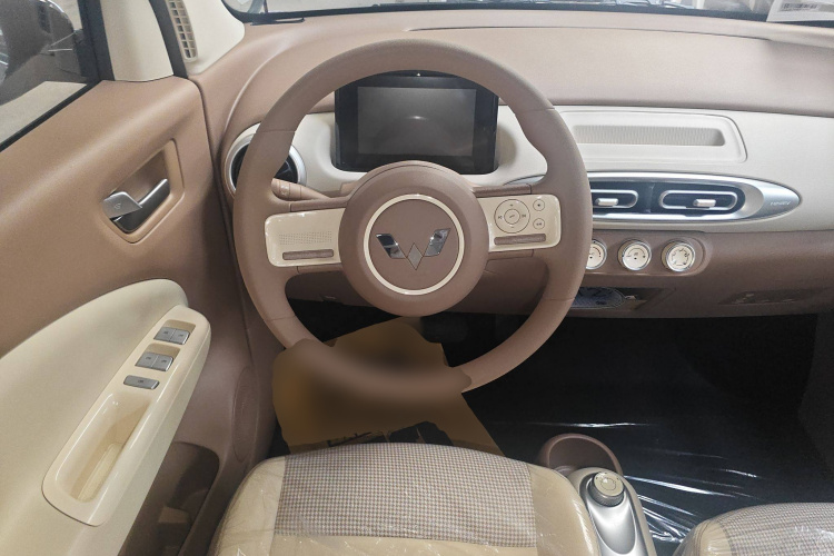 五菱汽车 宏光MINIEV 2025款 四门版 进阶款中控内饰13