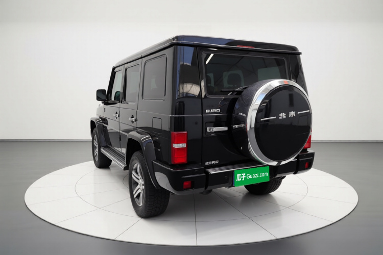 北京越野 北京BJ80 2016款 2.3T 自动尊贵版车身外观5