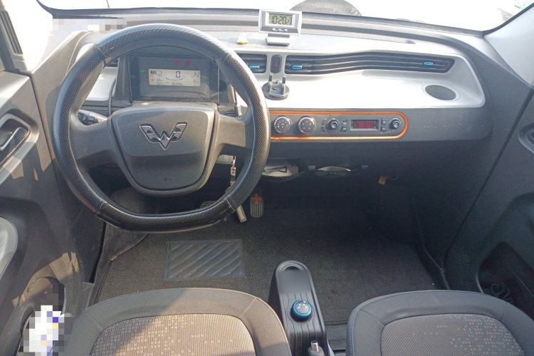 五菱汽车 宏光MINIEV 2020款 轻松款 磷酸铁锂中控内饰12