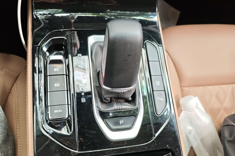 五菱汽车 五菱凯捷 2023款 2.0L DHT奢享型局部细节18