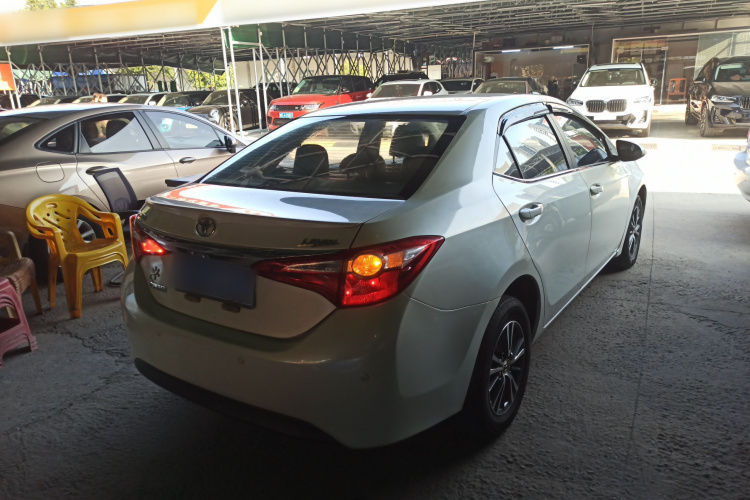 丰田 雷凌 2014款 1.6G CVT精英版车身外观7