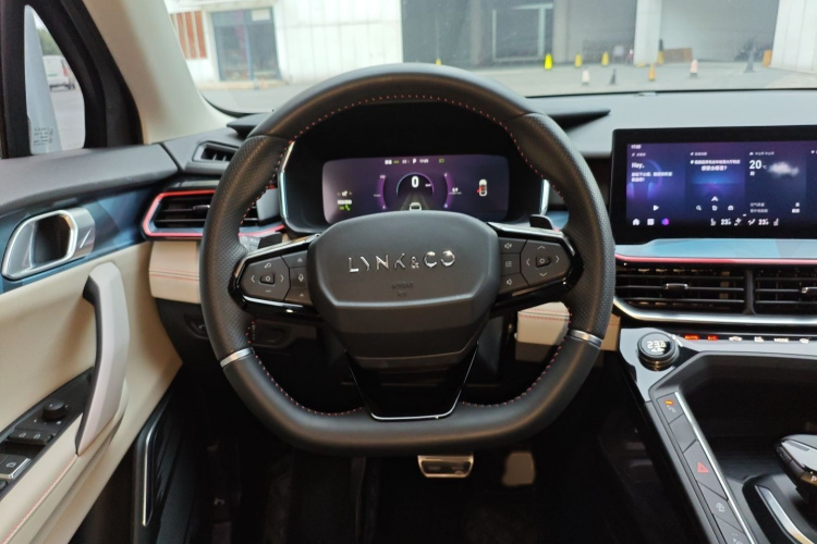 领克06 2020款 1.5T 耀Halo局部细节13