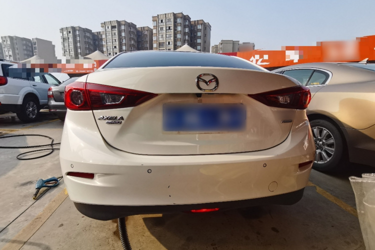 马自达3 昂克赛拉 2016款 三厢 1.5L 自动豪华型车身外观6004