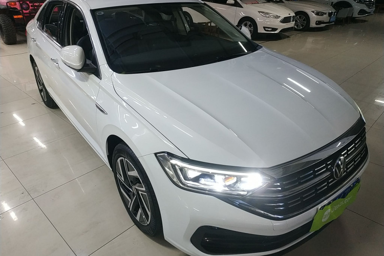 大众 速腾 2023款 300TSI DSG超越版车身外观3