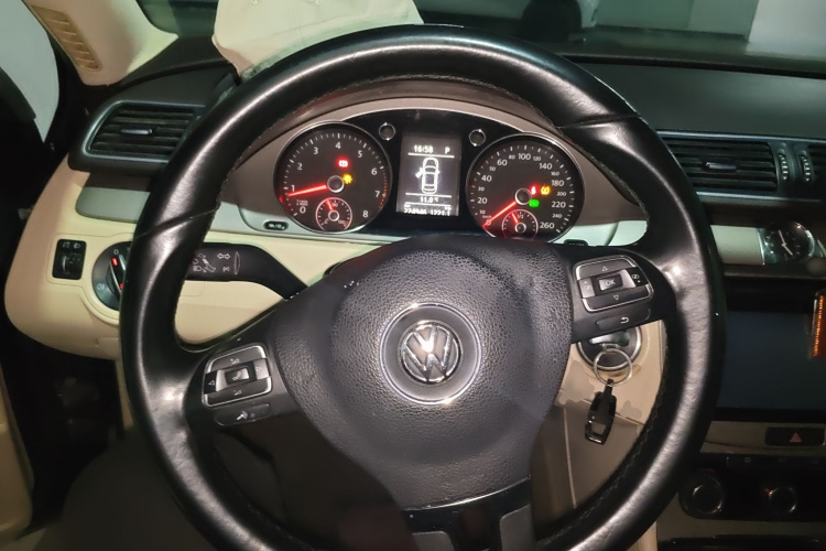 大众 迈腾 2013款 1.8TSI 领先型局部细节13