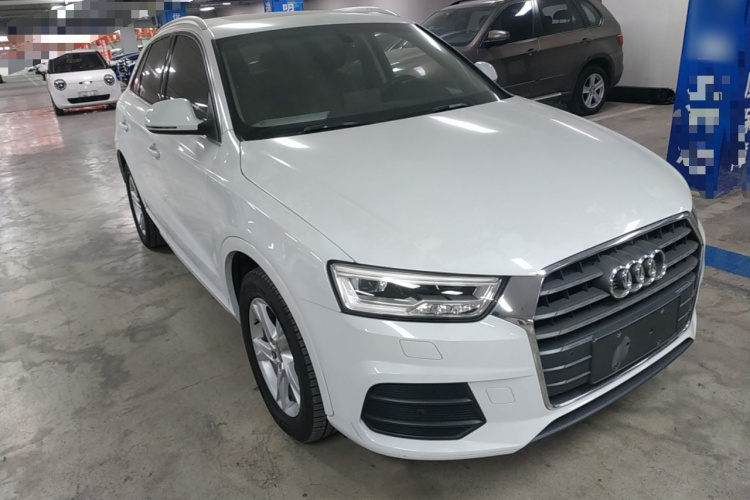 奥迪Q3 2018款 30周年年型 30 TFSI 时尚型车身外观3