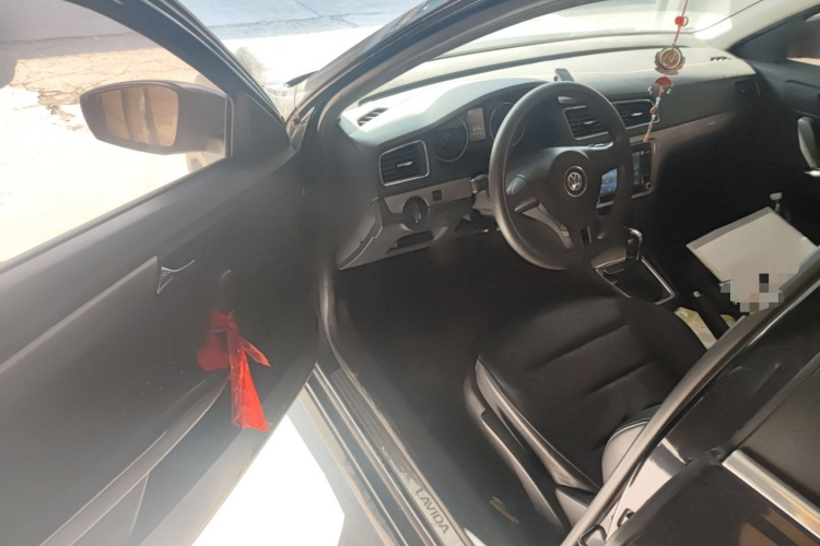 大众 朗逸 2013款 1.6L 自动舒适版中控内饰7003