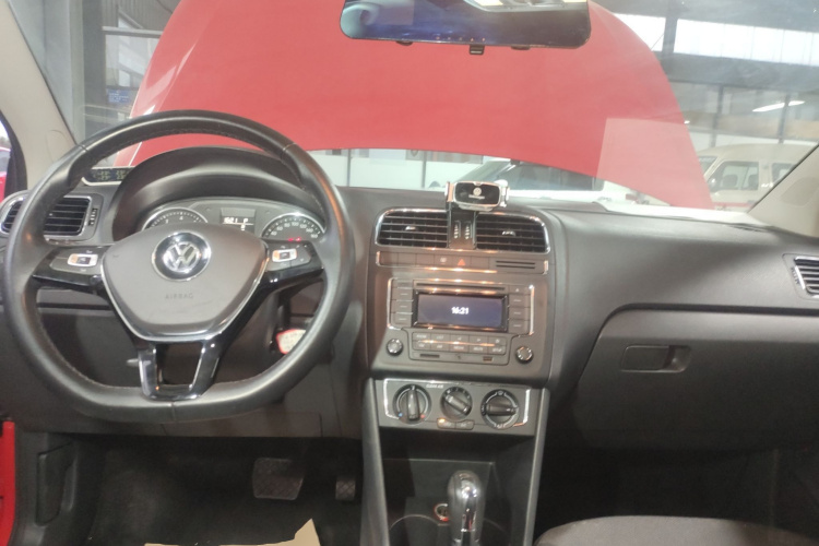 大众 Polo 2016款 1.6L 自动舒适型中控内饰12