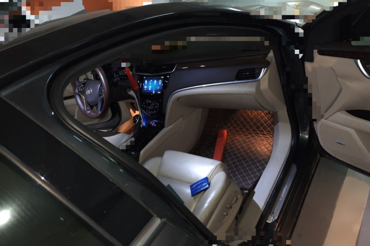 凯迪拉克XTS 2013款 28T 科技型局部细节9005