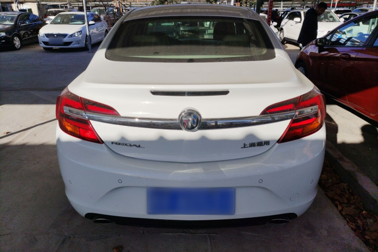 别克 君威 2014款 2.0L 领先时尚型车身外观6