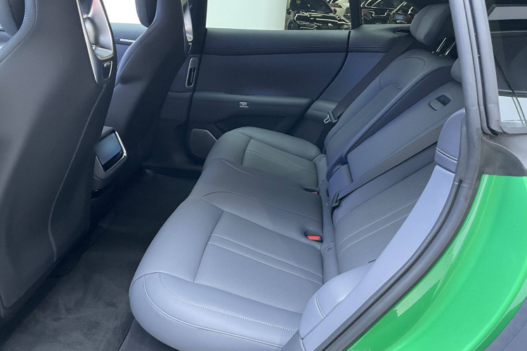 小米汽车 小米YU7 2025款 超长续航后驱版中控内饰7003