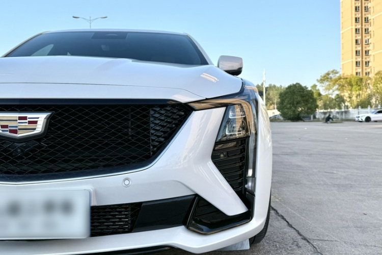 凯迪拉克CT5 2024款 28T 尊贵型车身外观6013