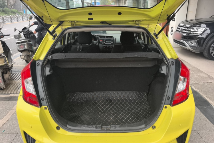 本田 飞度 2014款 1.5L LX CVT舒适型局部细节23